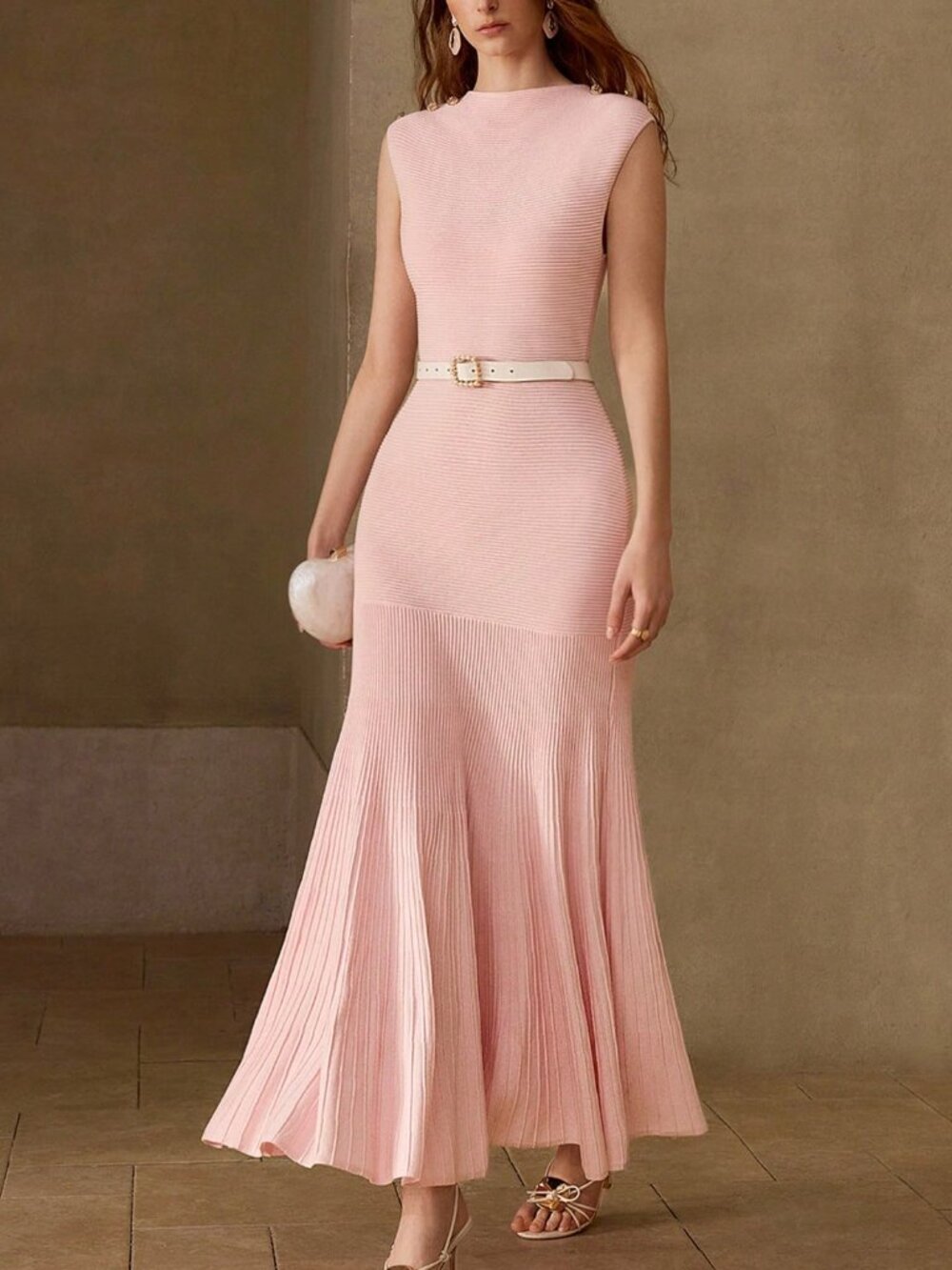 Coral Pink Elegant Women's Sleeveless Fitted Mermaid Hem Knit Dress - Picture 3 of 6